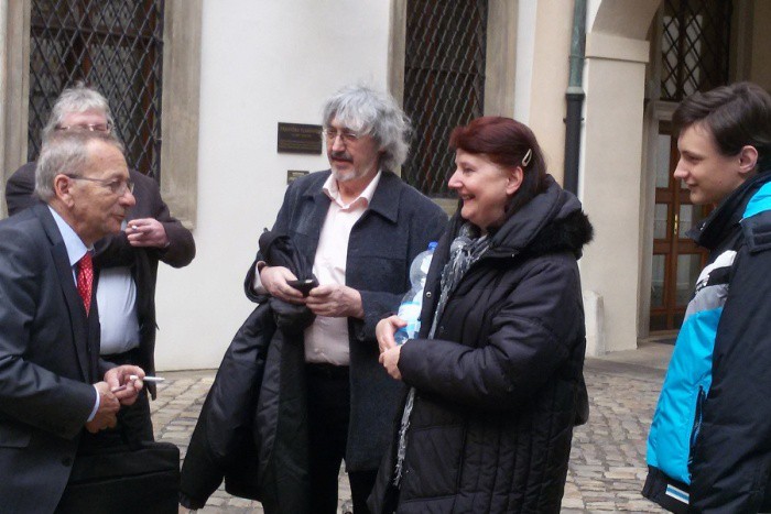 senat-26.4.2016--2-.jpg